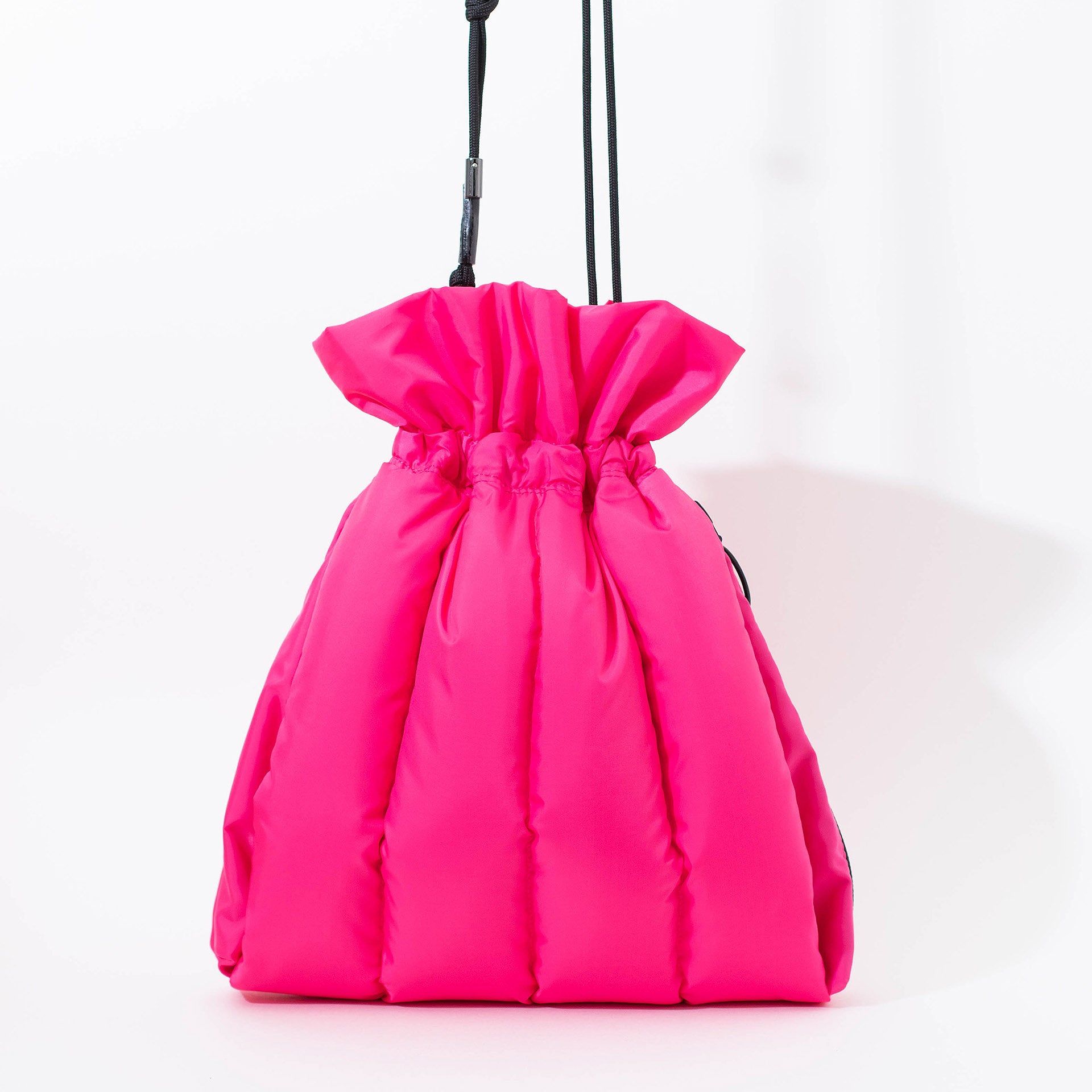 EC2A pinkduck down puffer drawstring handbag, back view